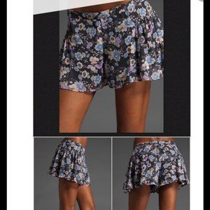 Free People High Waist Floral Flutter Shorts Sz 6 Boho Festival Sexy Black Flowy
